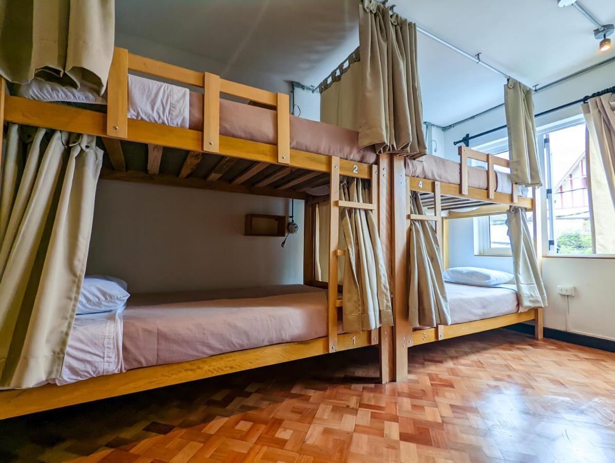 Black Llama Hostel Miraflores Lima Exterior photo