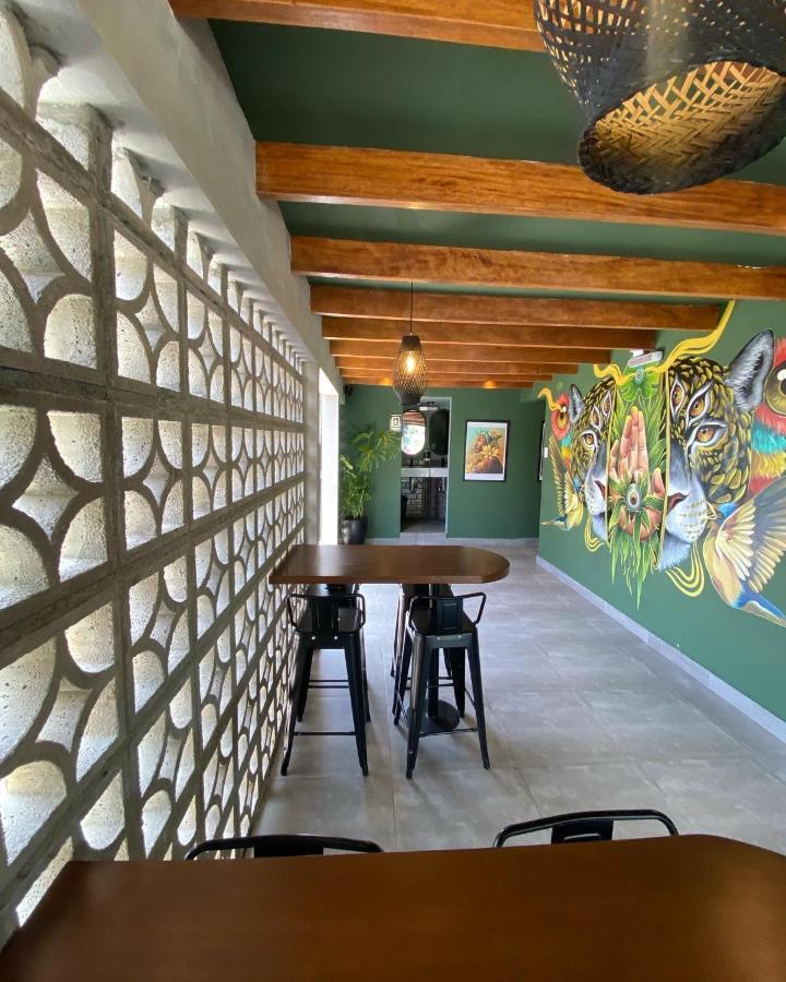 Black Llama Hostel Miraflores Lima Exterior photo